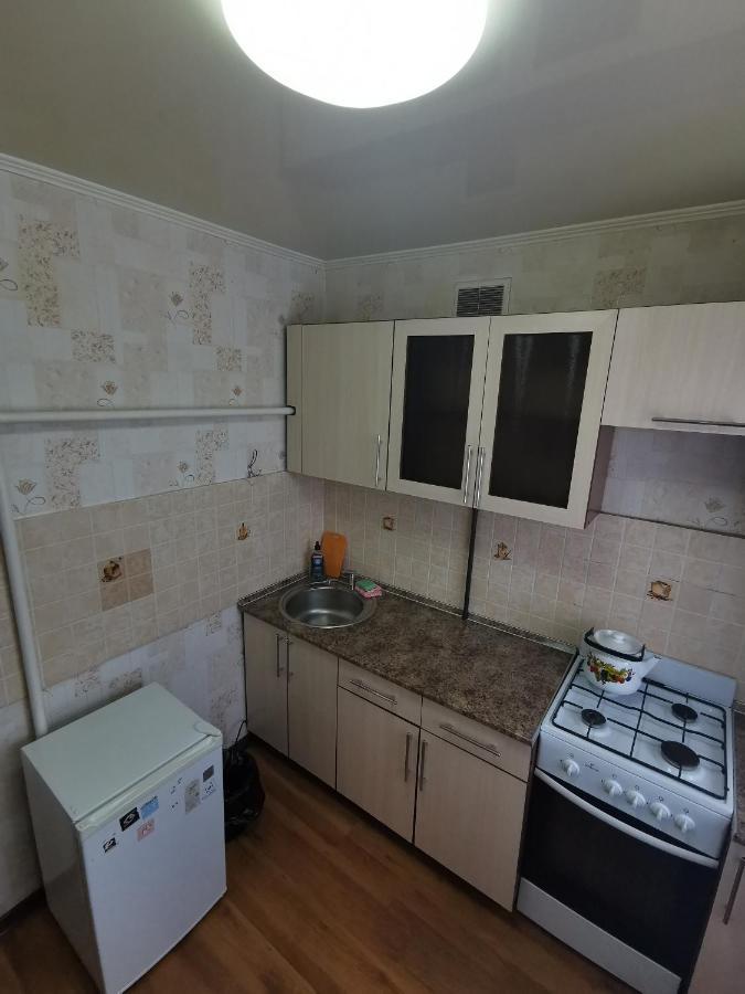 1 Комн Апартаменты В Центре Рядом С Парком Kostanái Exterior foto